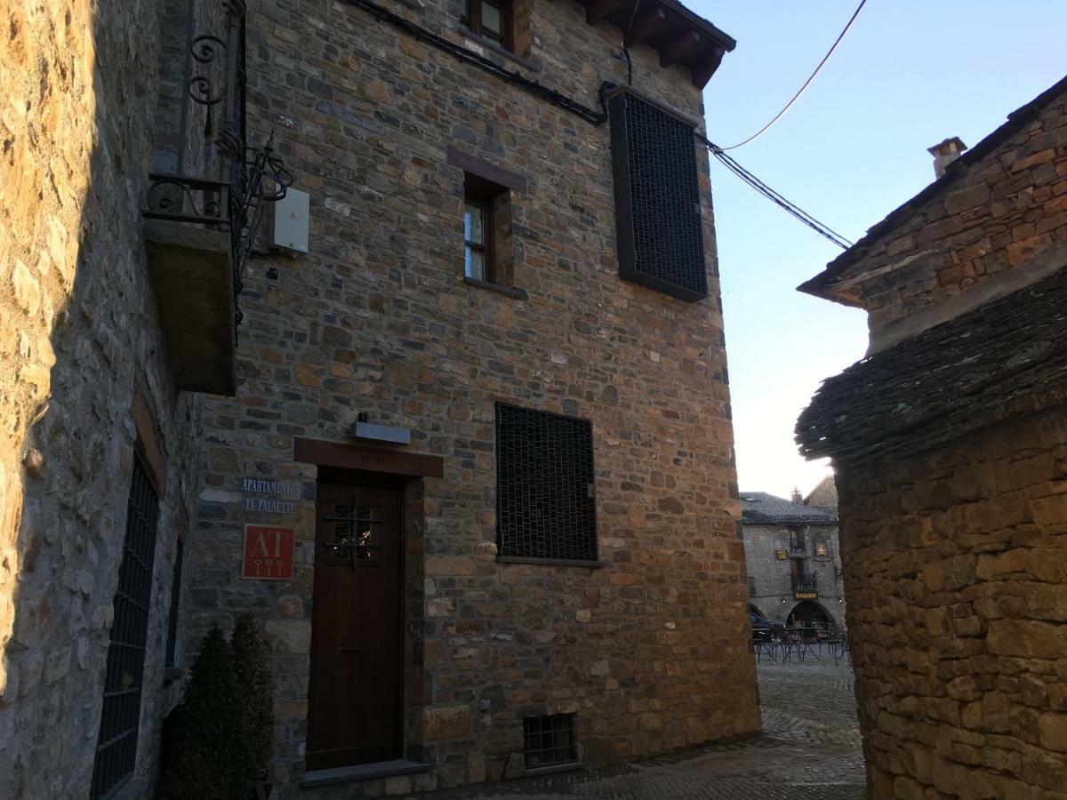 Apartamentos El Palacete De Aínsa المظهر الخارجي الصورة